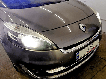 Установка ксенона Renault Scenic 2013